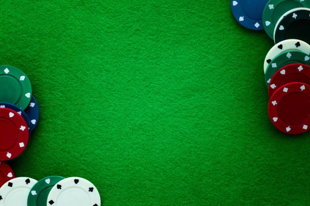 Live European Roulette wheel and dealer at slot pragmatic studio